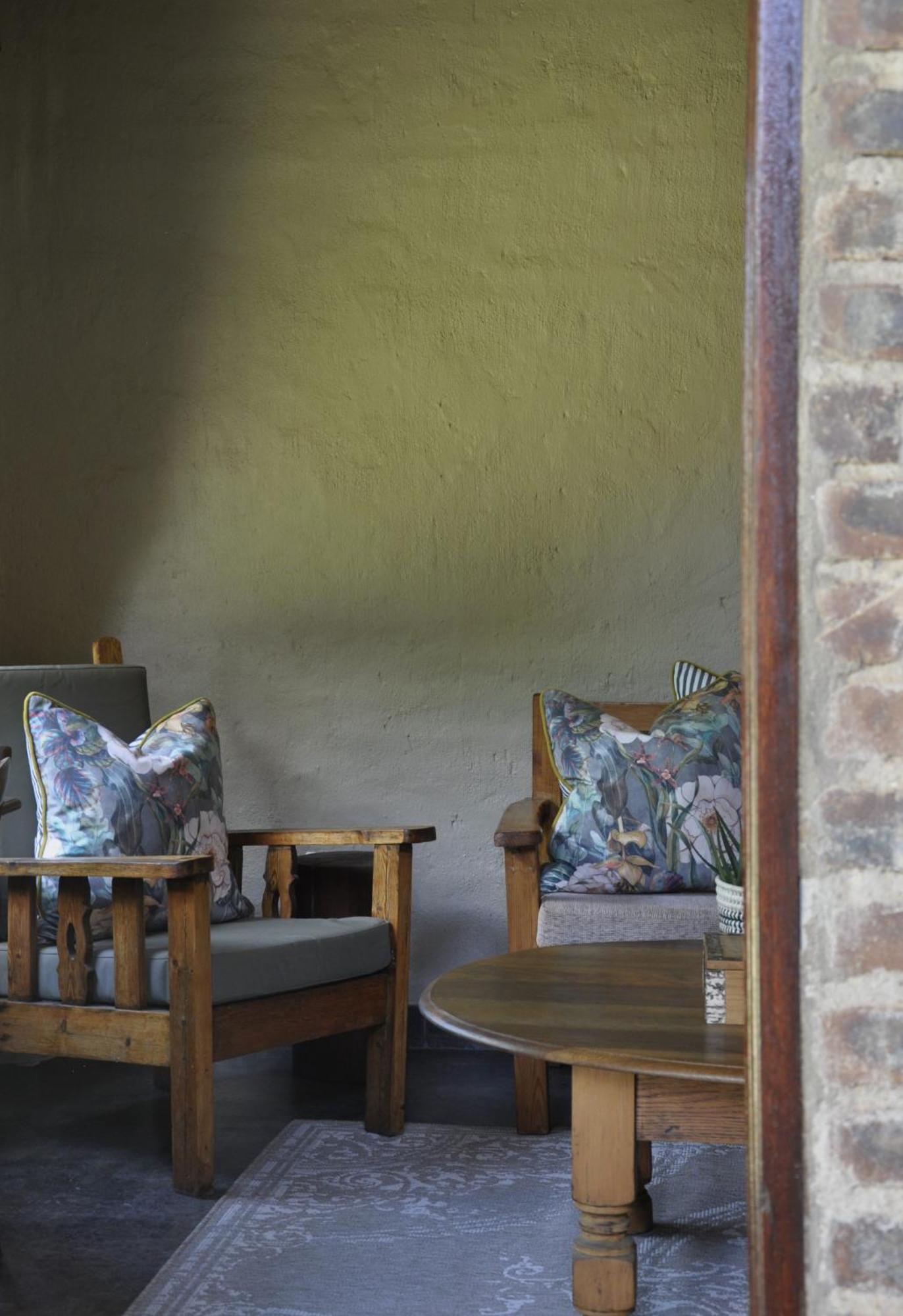 Grincourt B&B- With No Load Shedding โพเลอกวาเน ภายนอก รูปภาพ