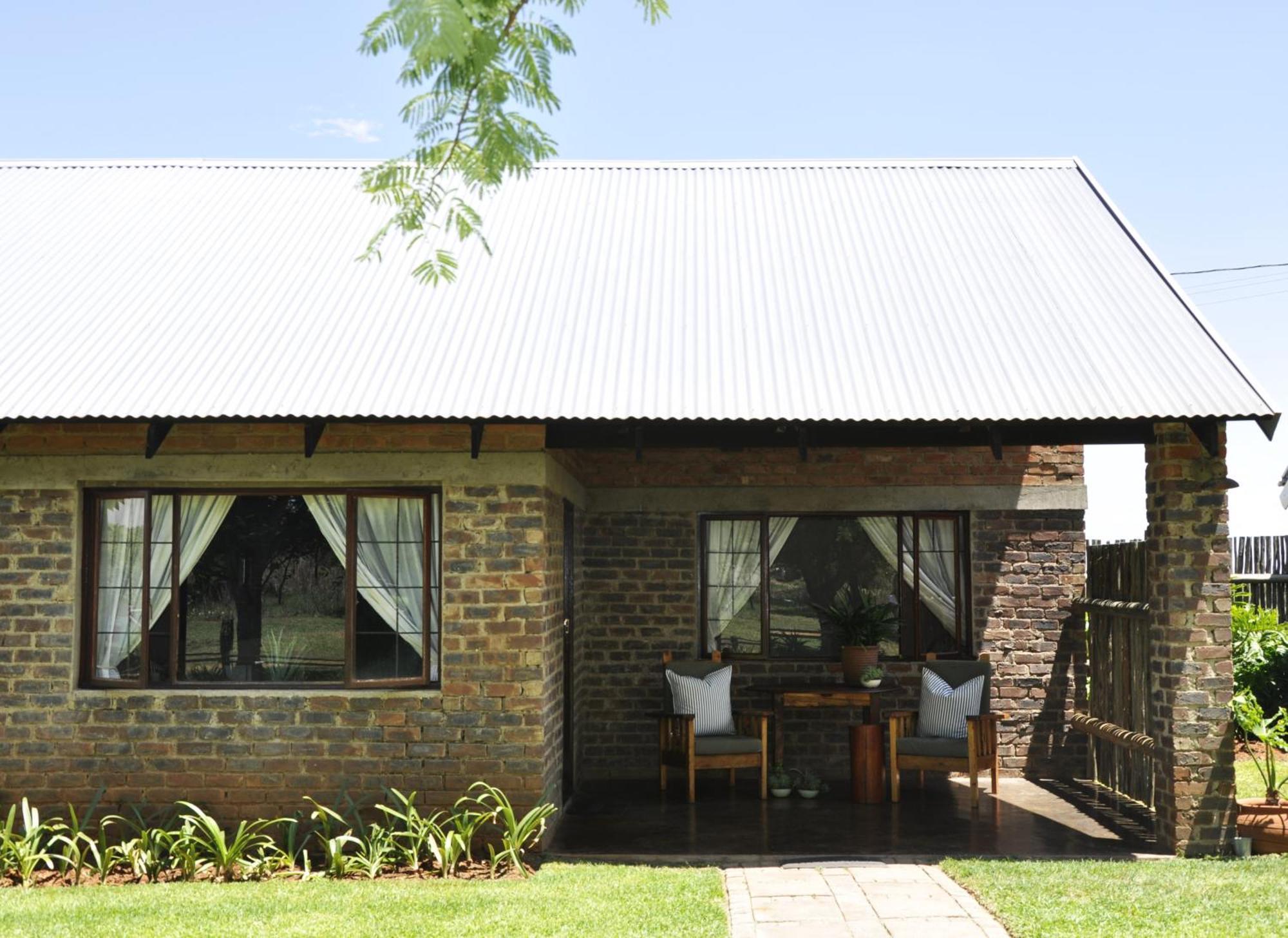 Grincourt B&B- With No Load Shedding โพเลอกวาเน ภายนอก รูปภาพ