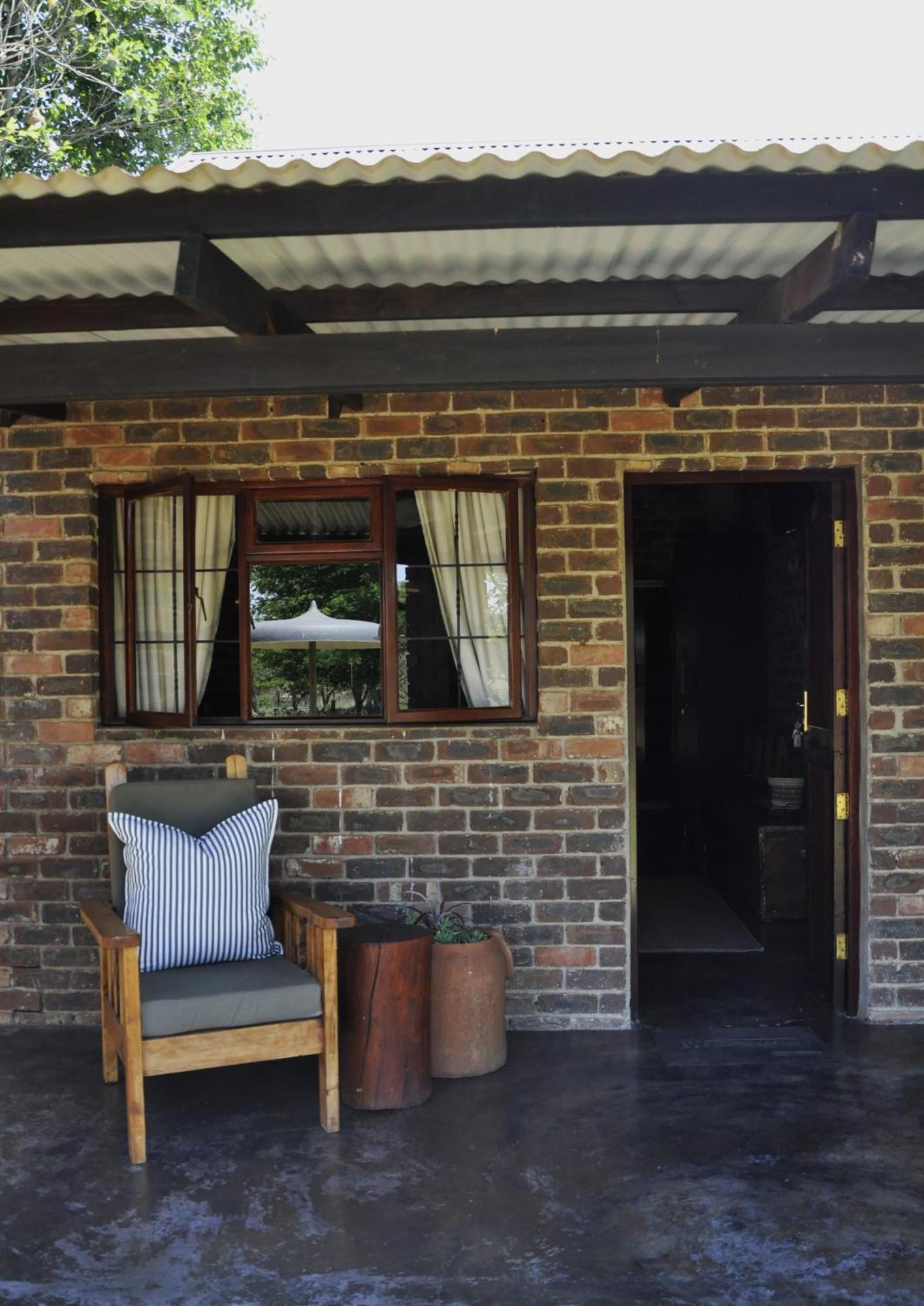 Grincourt B&B- With No Load Shedding โพเลอกวาเน ภายนอก รูปภาพ